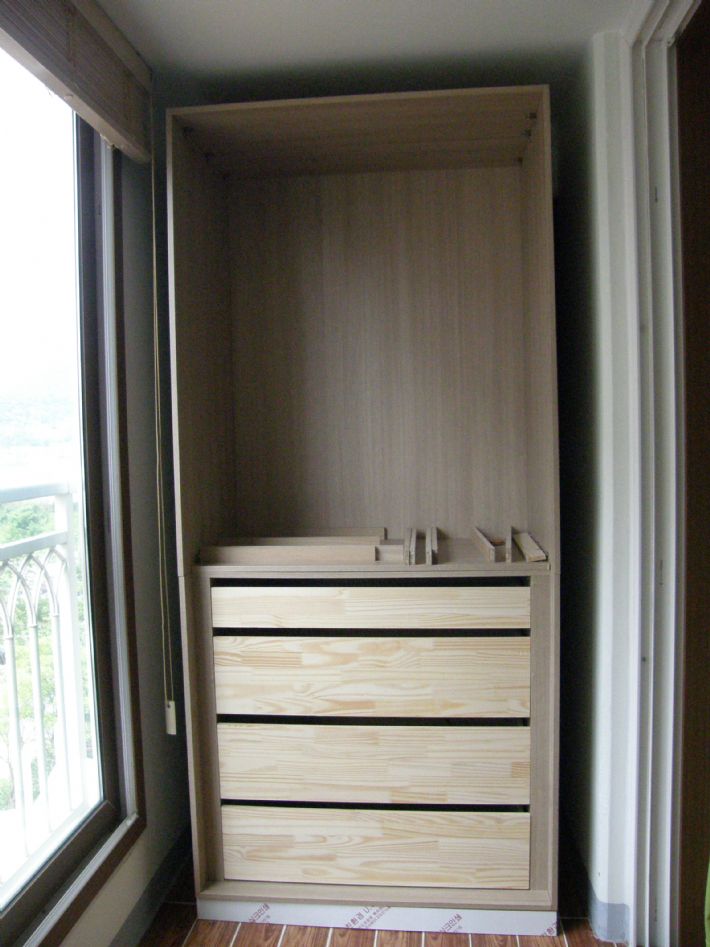 베란다 붙박이장