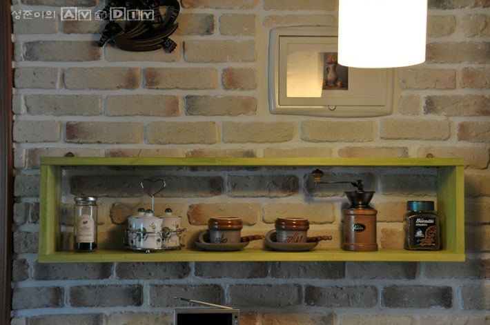 아주아주 간단한 집성목 선반....