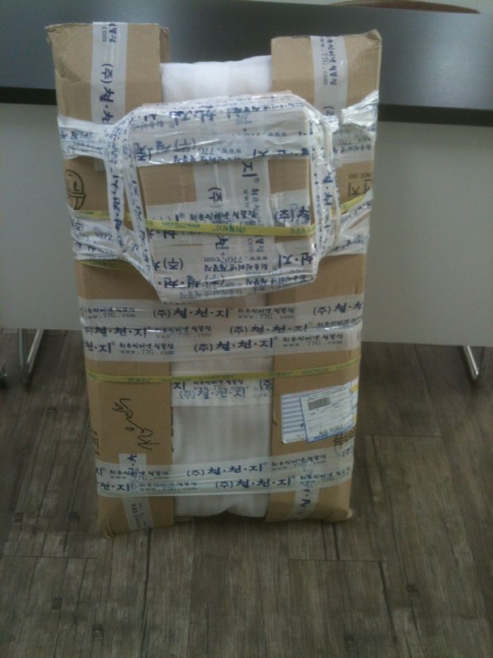 집성목(삼나무)으로 만든 화장대