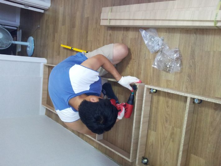 원목시즈닝2단붙박이장과 원목침대(퀸.싱글2개)