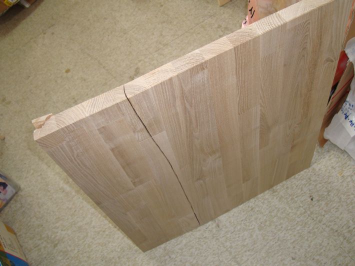 애쉬 집성목으로 만든 딸아이 책상