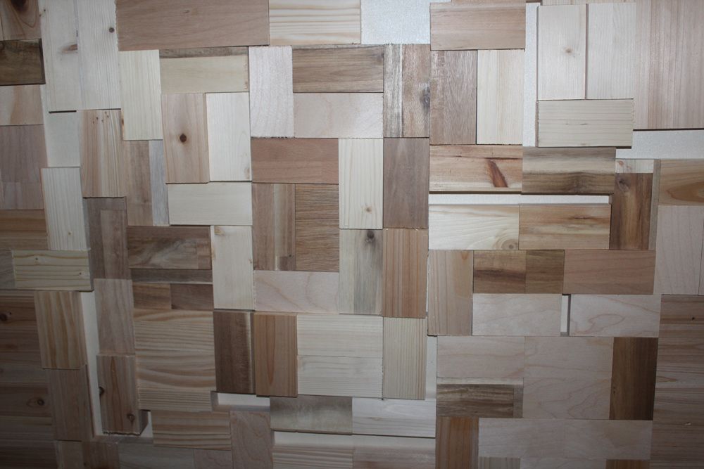 나무블럭과 조각나무로 만든 천정 인테리어