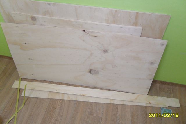 홍송집성목, 미송합판으로 만든 교구장, 작은 공부상, 게시판