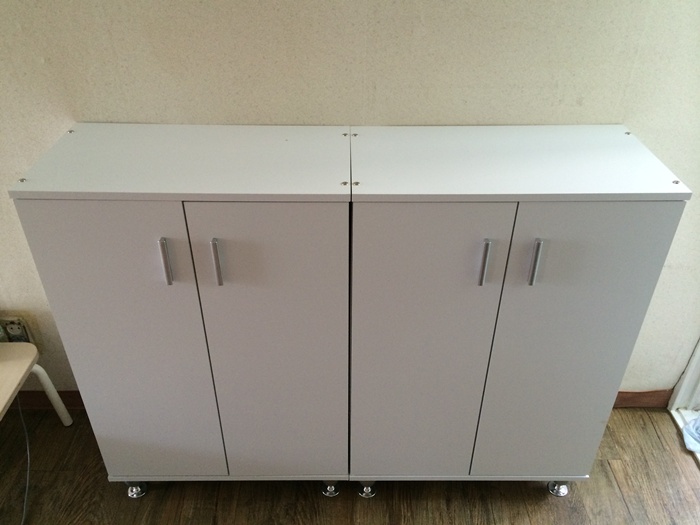 칠레파인으로 보강한 수납장