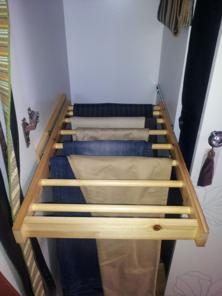 고급 장에만 있다는  그~~  바지걸이 ^^ DIY