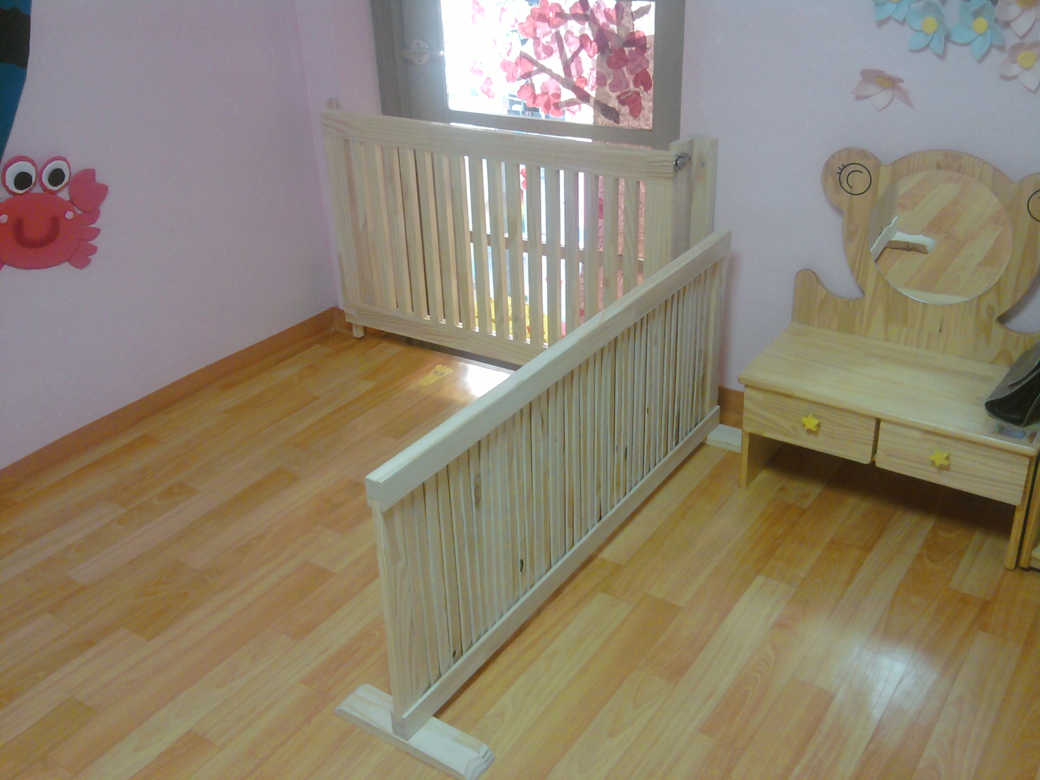 책상, 안전문, 스윙도어, 파티션