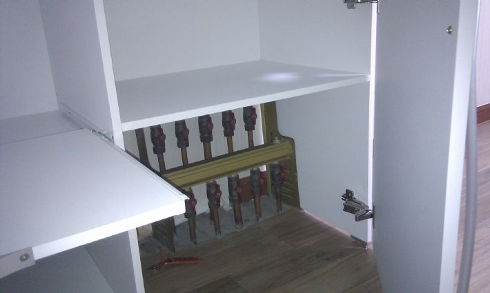 MDF로 만든 아일랜드식탁