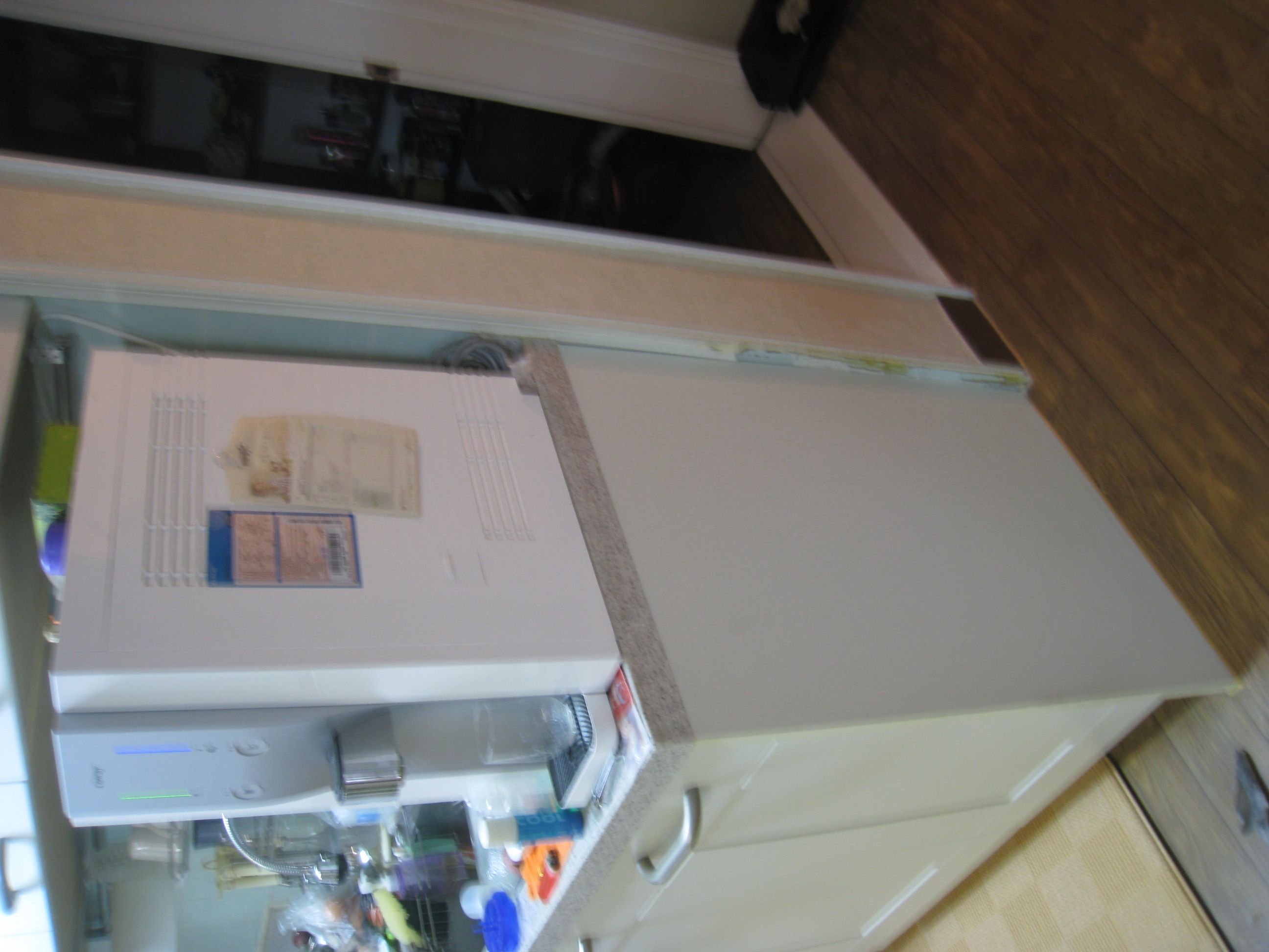 정수기 다이입니다 집 주방이 좁아 만든겁니다