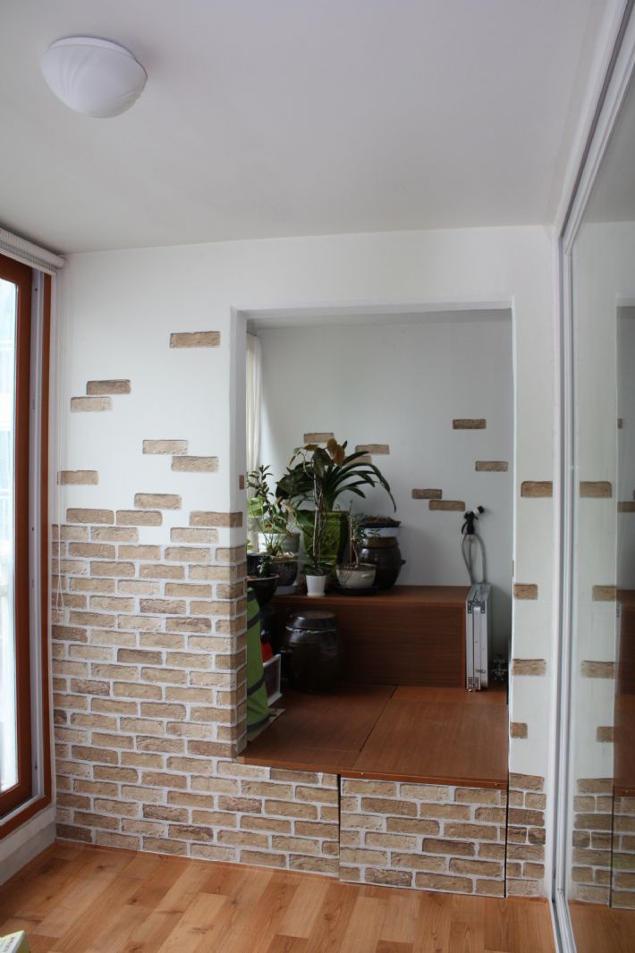 코팅MDF로 만든 화단덮개와 벽면 시트지 작업