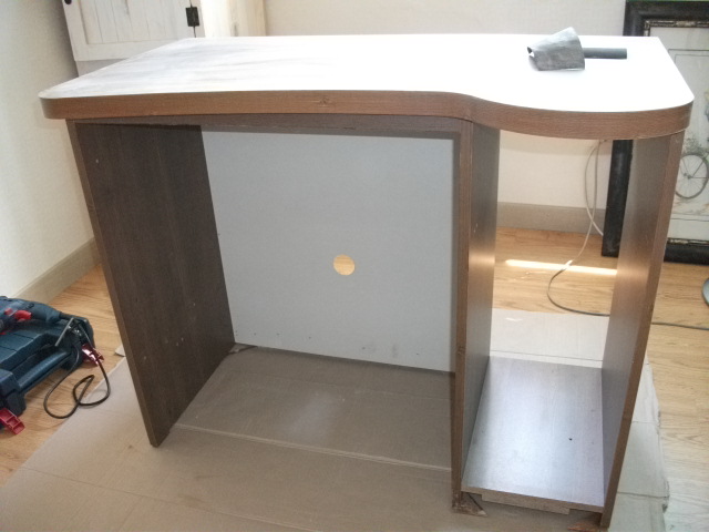 mdf로 책상을 수납장으로~