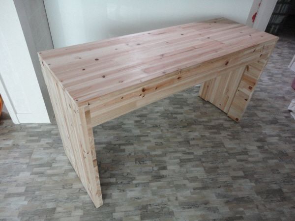 삼나무18T로 만든 아일랜드식탁의자