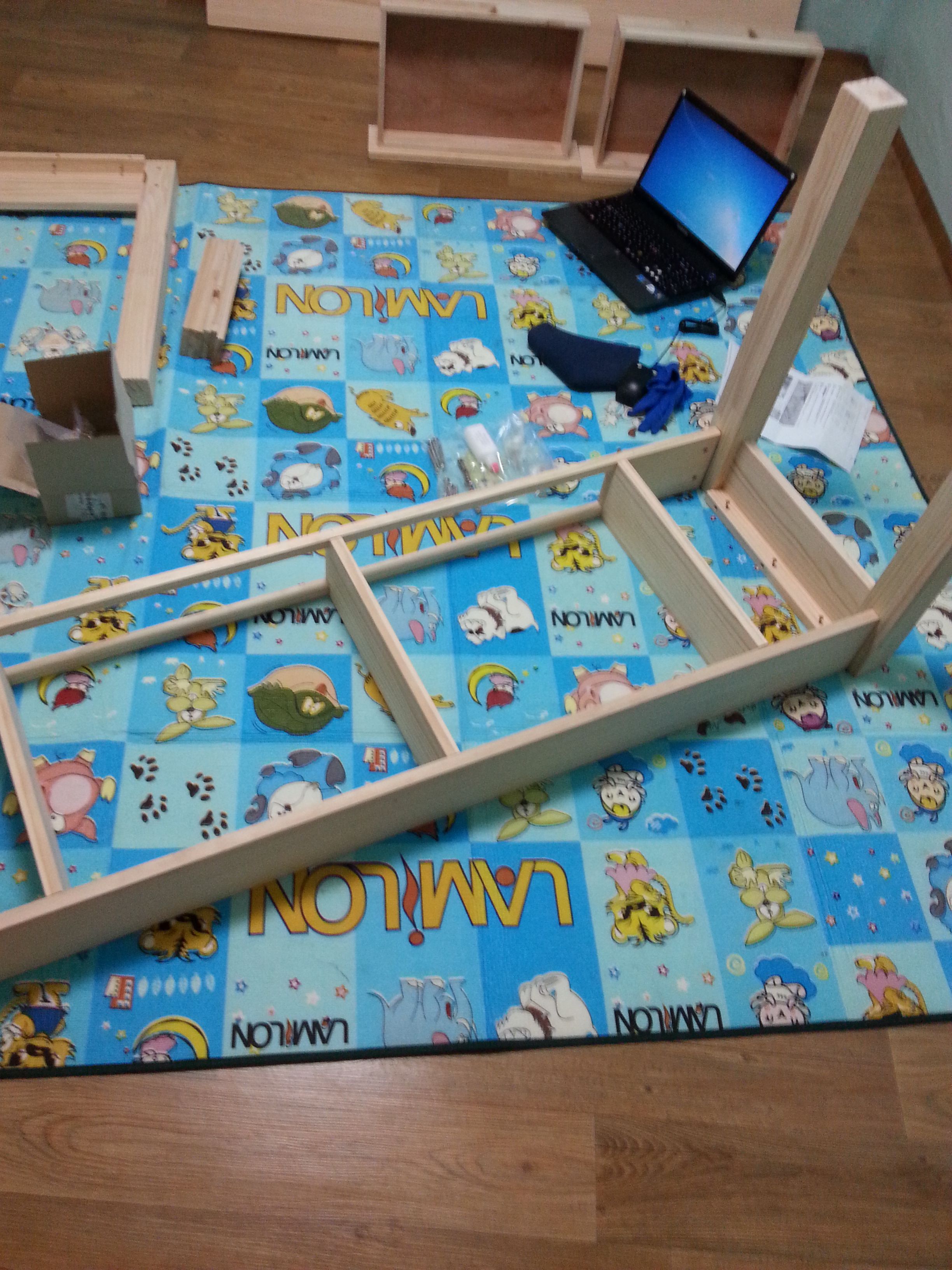 아들에게 맟춤 책상만들기