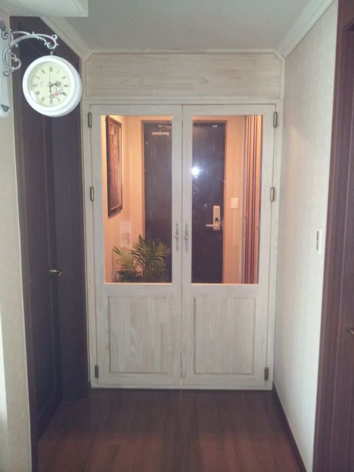 웨스턴 스윙도어 중문 설치......