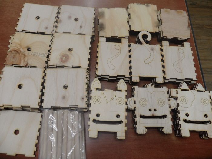 아이들과 멋진 롤티슈 케이스를 만들었어요 ^^