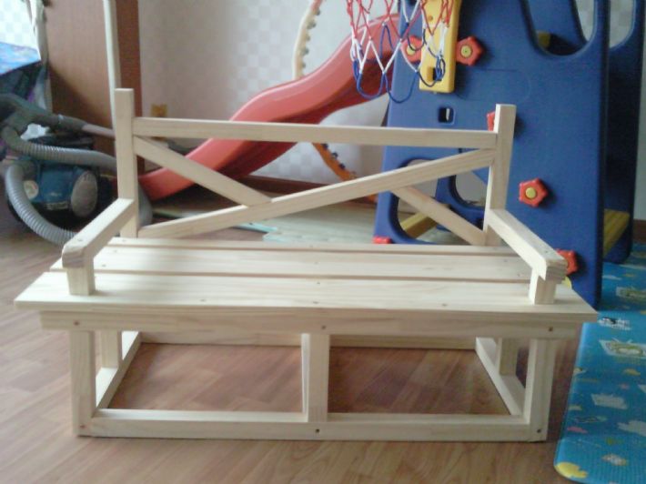 울 공주님들 위한 의자 입니다.