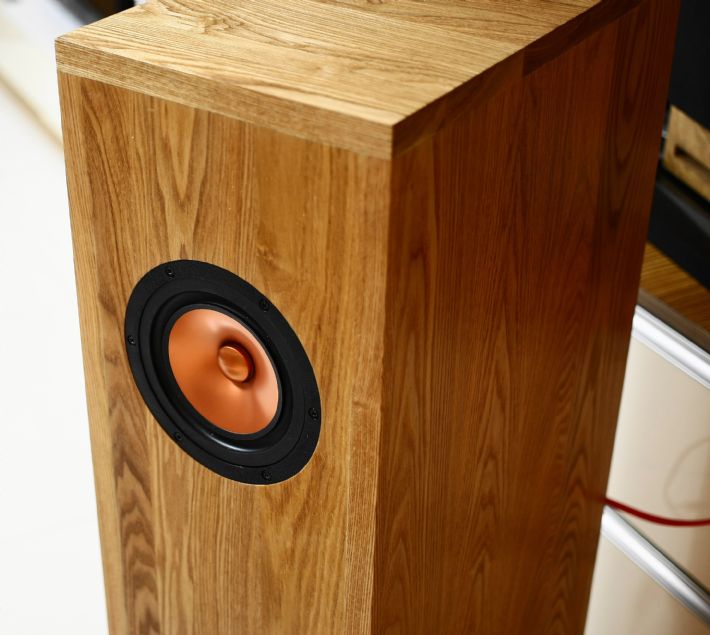 애쉬 집성목으로 만든 풀레인지 스피커