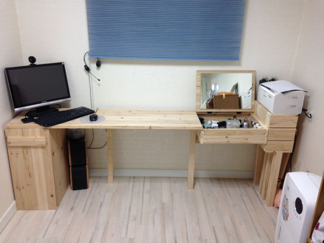 화장대와 책상을 동시에