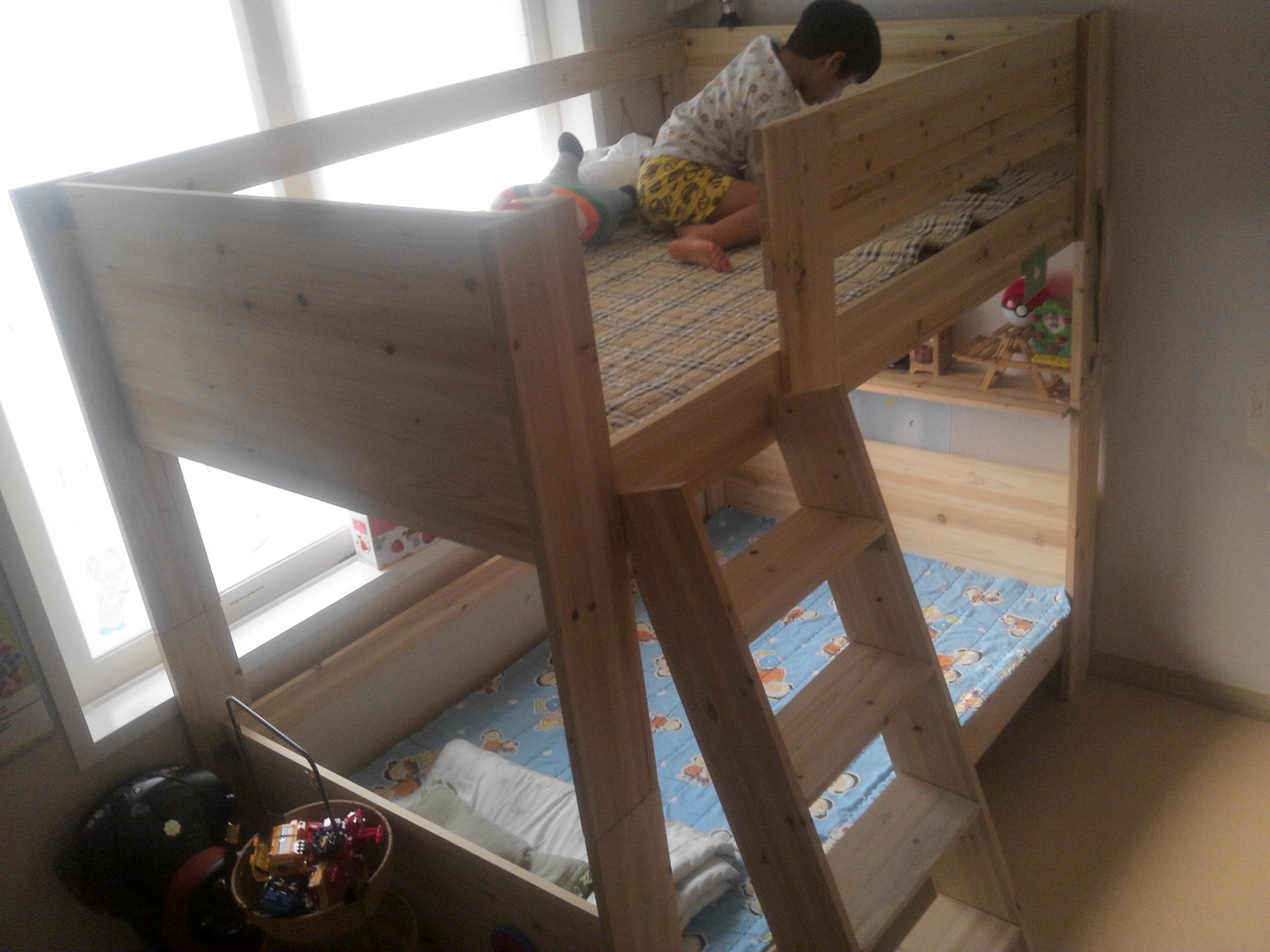 아들들의 분리형 2층침대