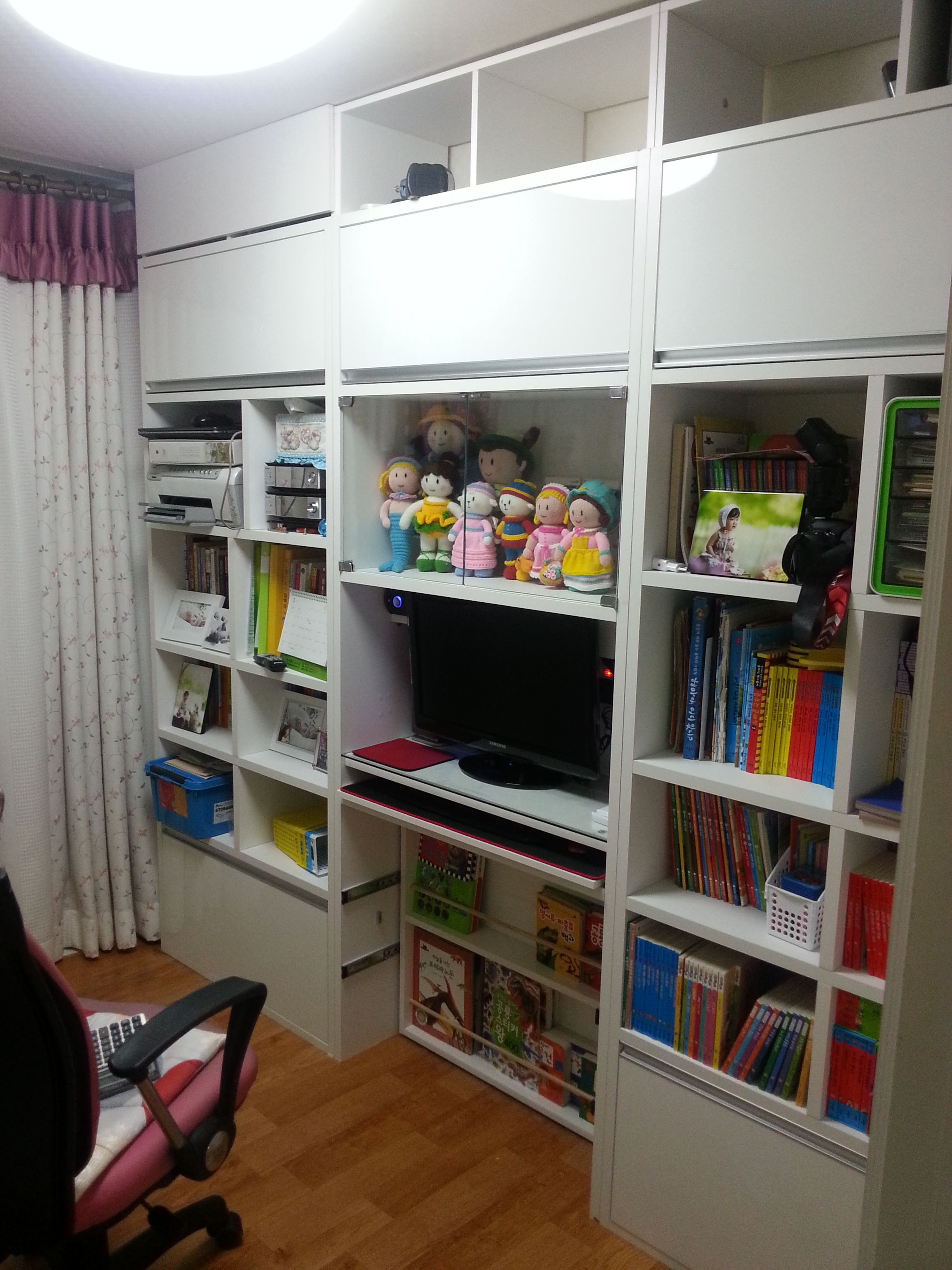 코팅으로 만든 책장