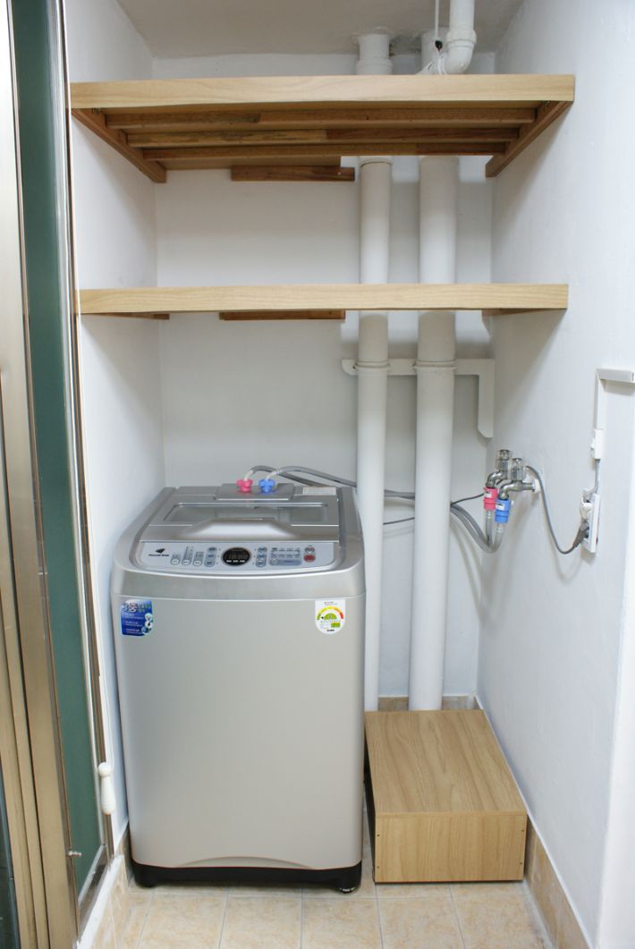 베란다 구석 선반