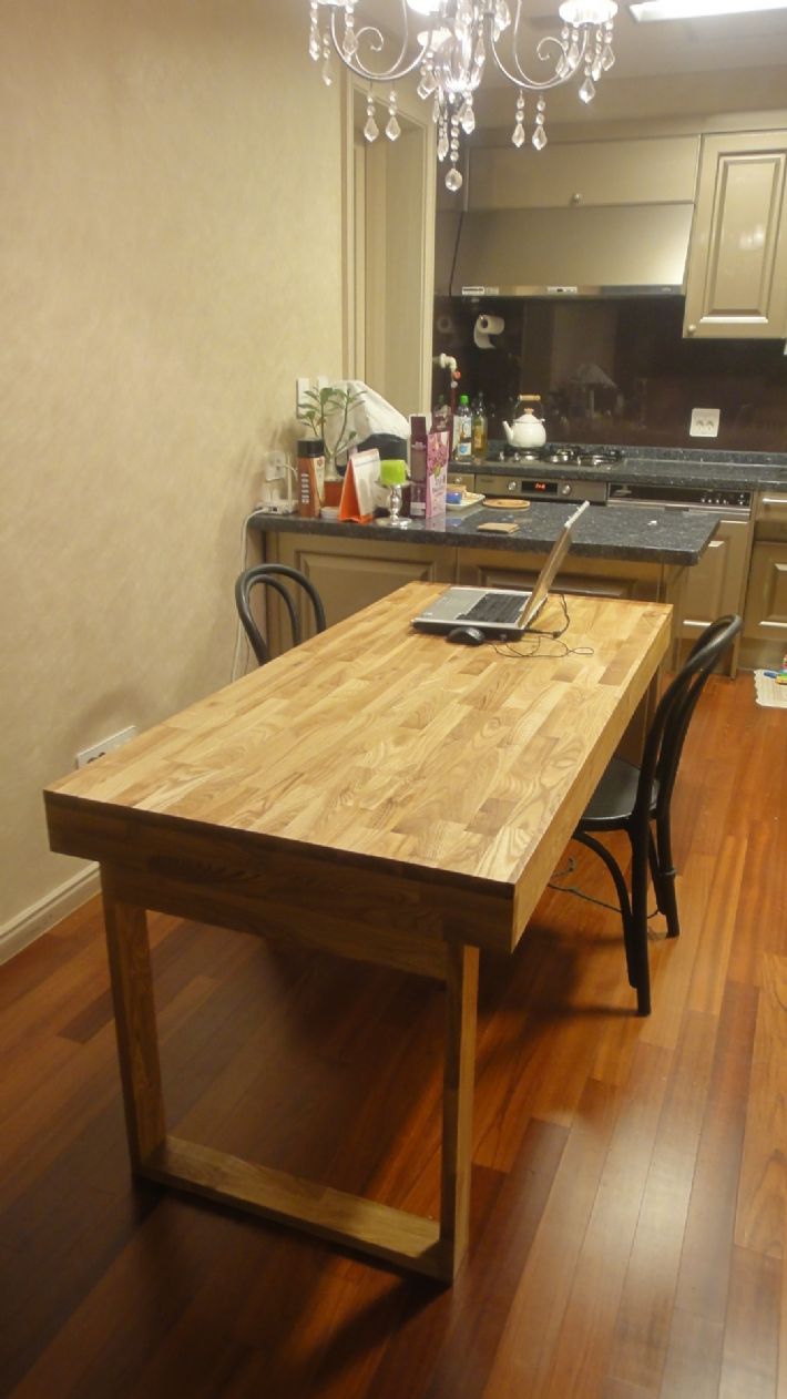 24T 애쉬 집성목으로 만든 식탁