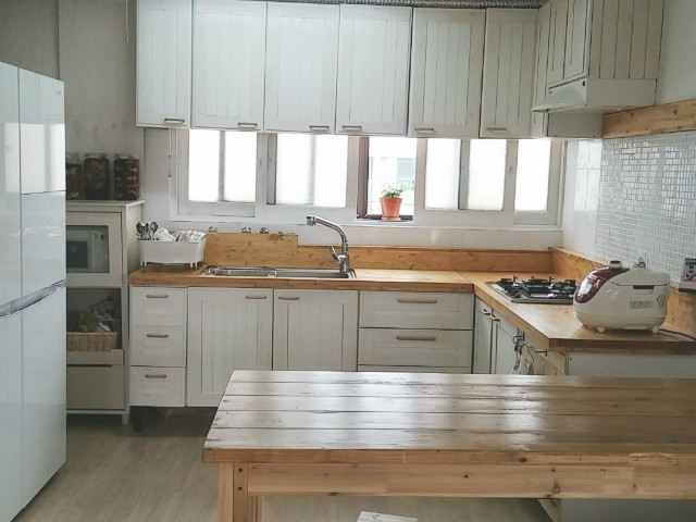 18년된 싱크대 원목상판으로 교체하고 리폼했어요.