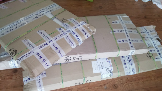 UV 코팅 합판으로 만든 수납잡