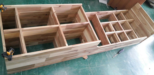 아카시아로 만든 LP & CD장