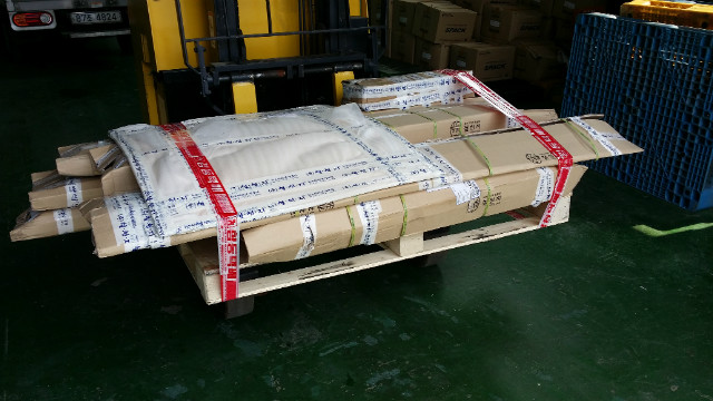 TV책장 만들어 봤습니다.