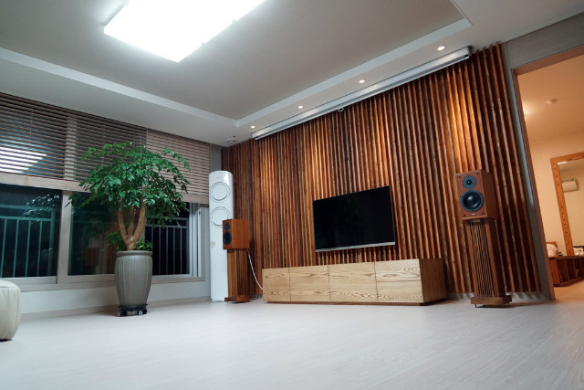 합판, 집성목, UV코팅 MDF으로 꾸민 집