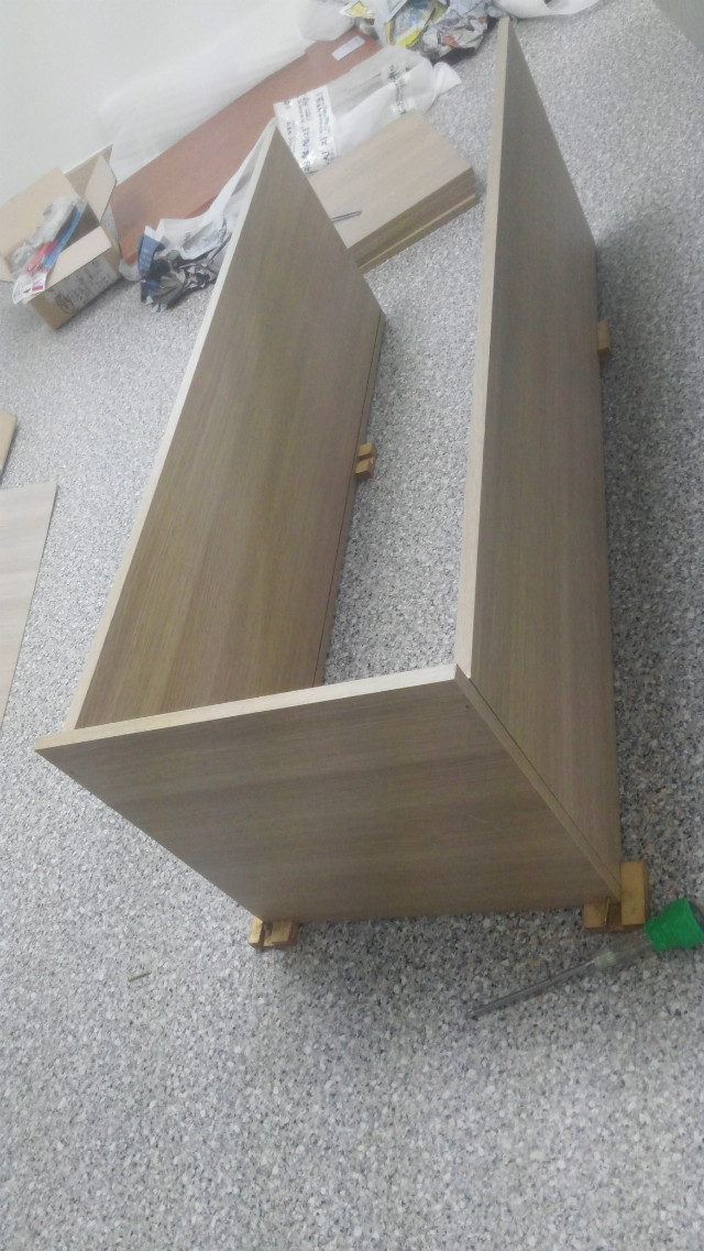 첫 DIY 작품 사물함입니다.