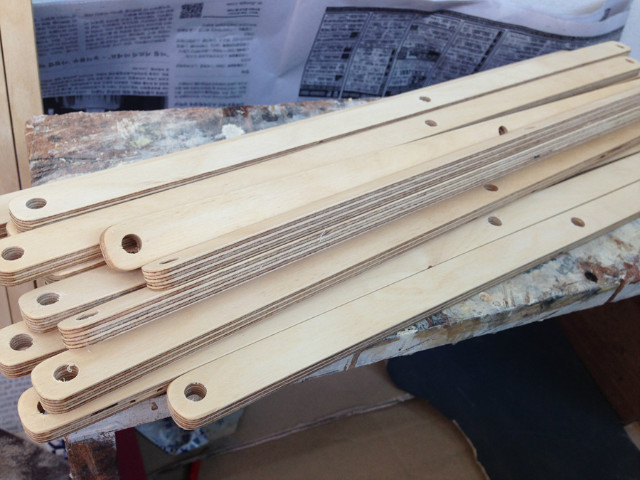 자작나무와 철근을 이용한 빨래건조대