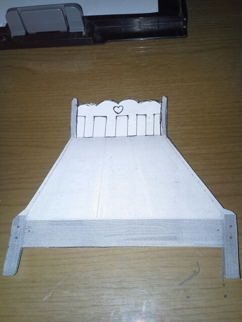 소나무로 만든 베이직 침대