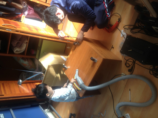 백과사전 전용 책장