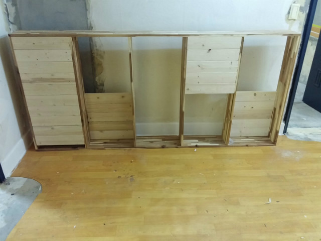 아카시아 집성목 가벽 겸용 선반, 책장