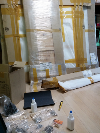 UV+삼나무로 만든 수납장&가벽