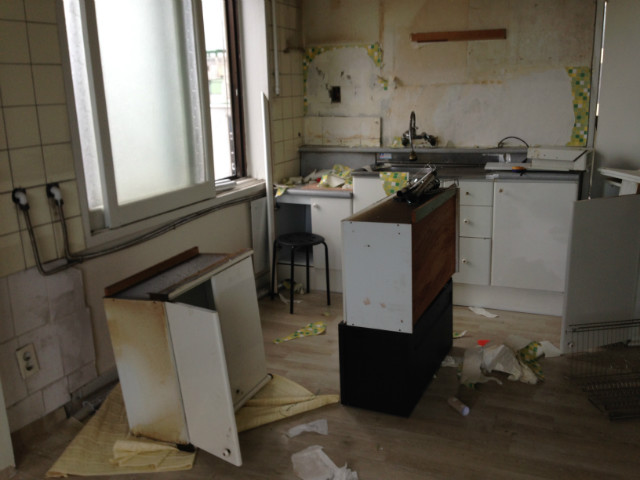 싱크대 만들기 완료 했네요.