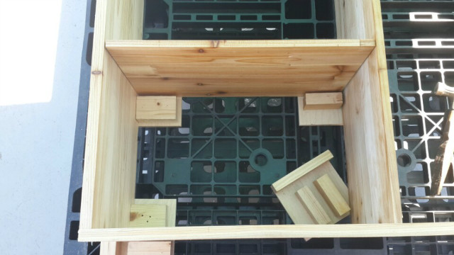 삼나무 책장과 장난감 수납장(칠레산 소나무)