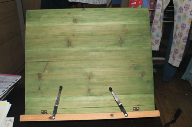 처음 만들어보는 독서대... 4개...