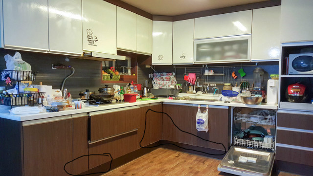 MDF판재와 페인팅으로 싱크대 리폼