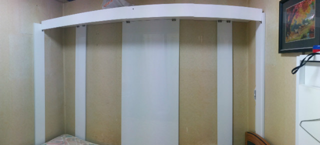 MDF로 만든 선반