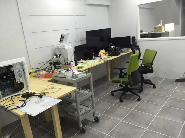 책상 만들어봤어요