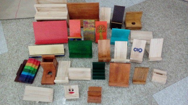 아이들과 함께 만든 필통, 핸드폰 거치대, 기타 소품