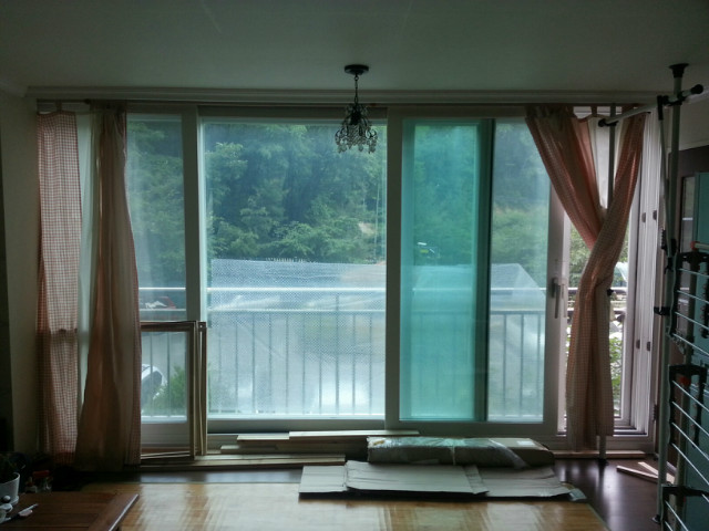 거실가벽 세웠어요