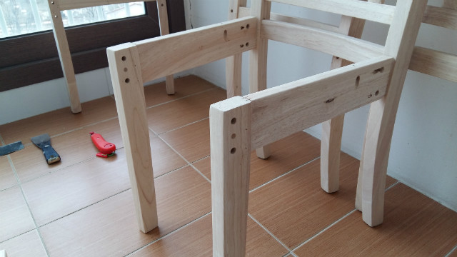 의자를 완성했습니다.