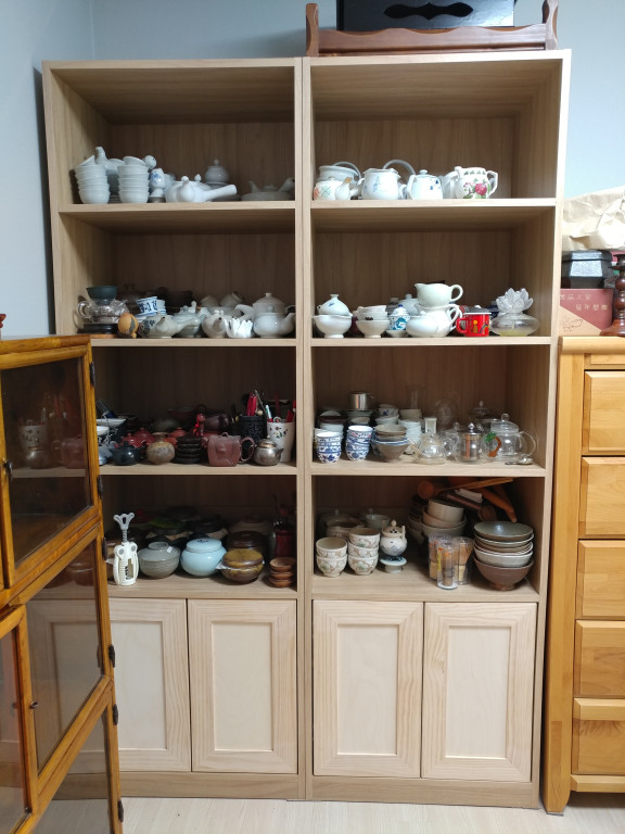 코팅 합판으로 만든 책장, 수납장