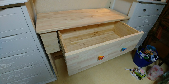 편백나무 서랍장 