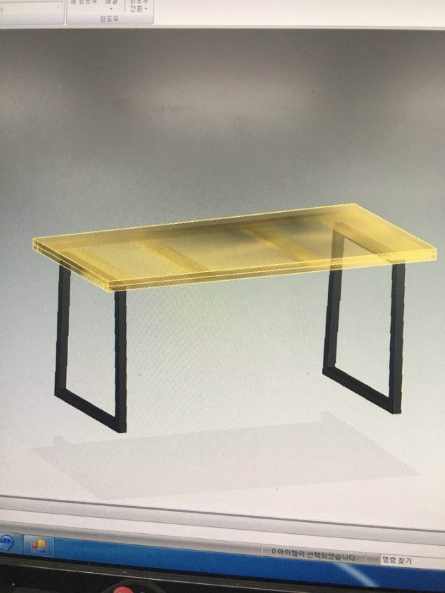 오리나무로 만든 식탁