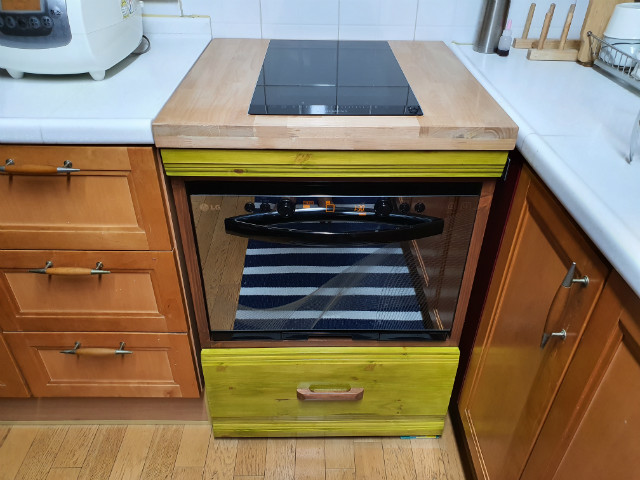 인덕션용 원목 싱크대 제작