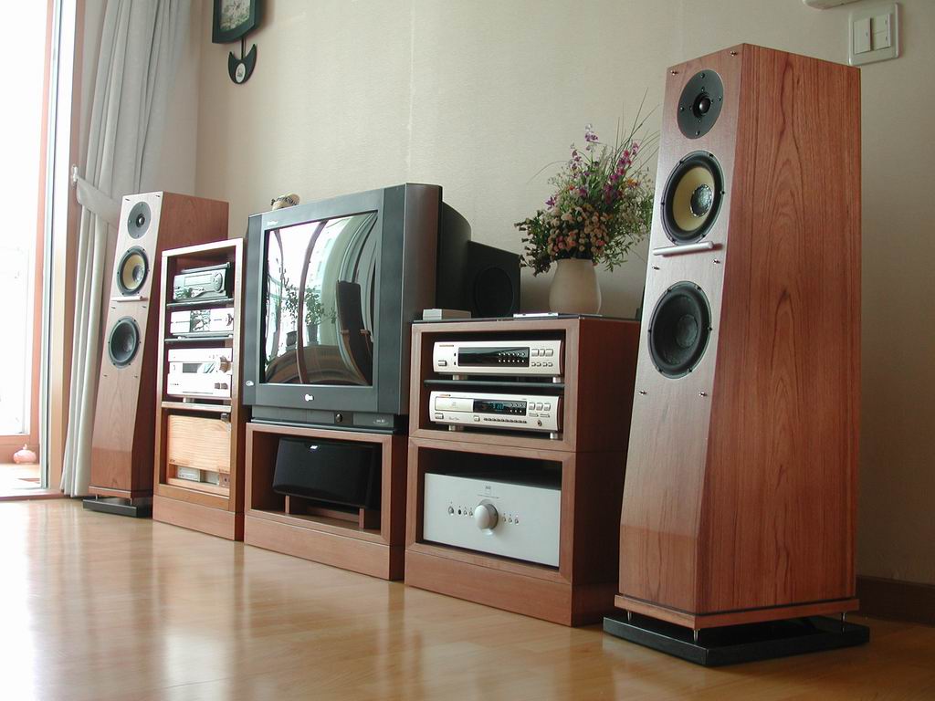 톨보이형 스피커 제작과정 입니다...